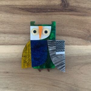 An Owl Named Hoot Brooch Bird Pin New with defect